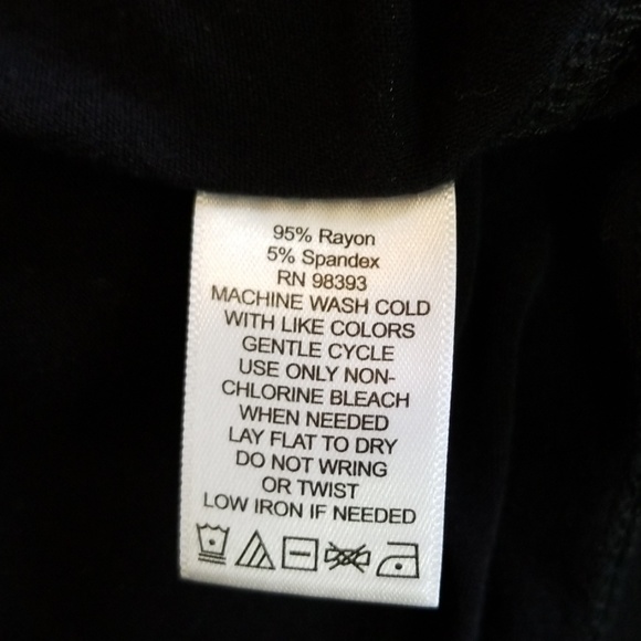 LOGO Long Sleeve Vneck Black Top - Picture 6 of 6